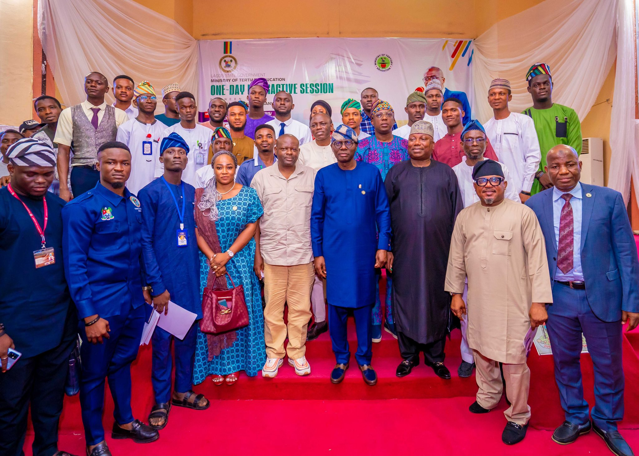 SANWO-OLU MEETS STUDENT LEADERS