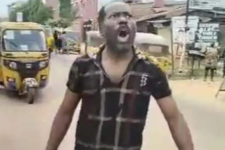 Kanu Runs Mad,