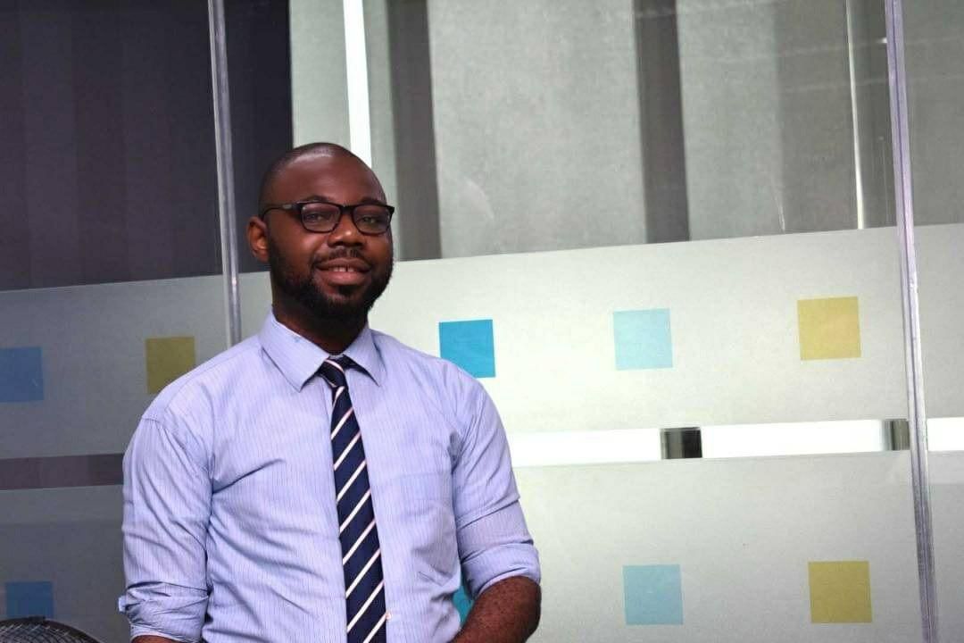 Nigerians Embrace