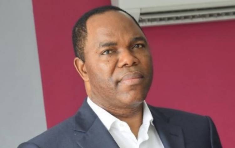 Alleged Kuje Prison Raid Sparks Outrage as Ex-Skye Bank Chairman Tunde Ayeni Loses ₦120m Wristwatch