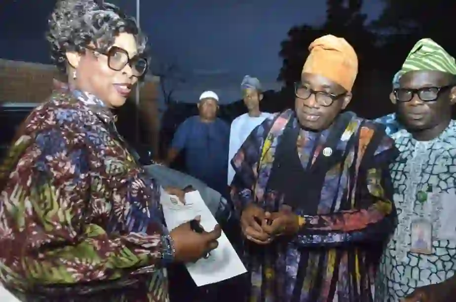 Ogun Distributes Operational Vehicles to 20 Permanent Secretaries